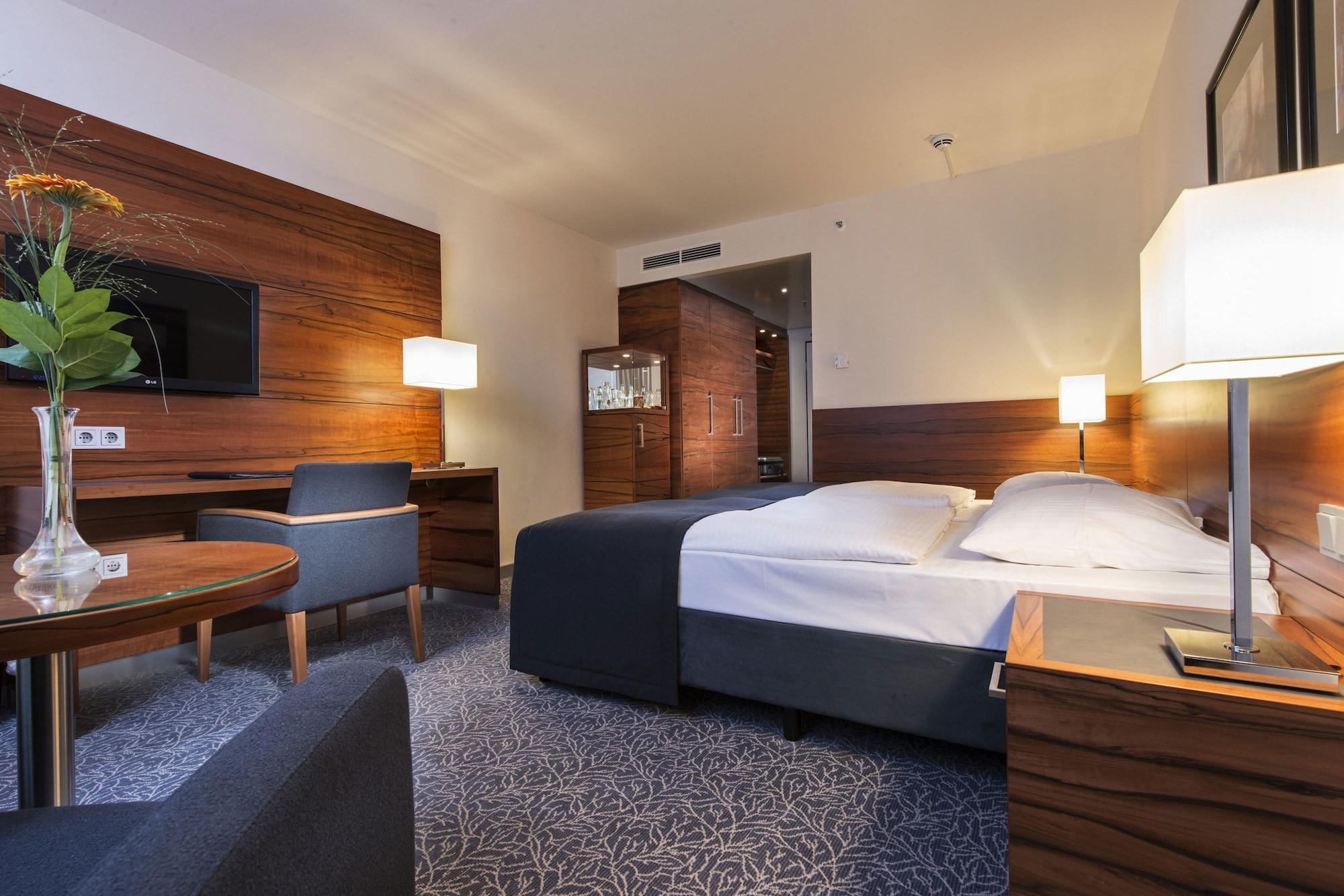 Maritim Hotel Muenchen Kültér fotó