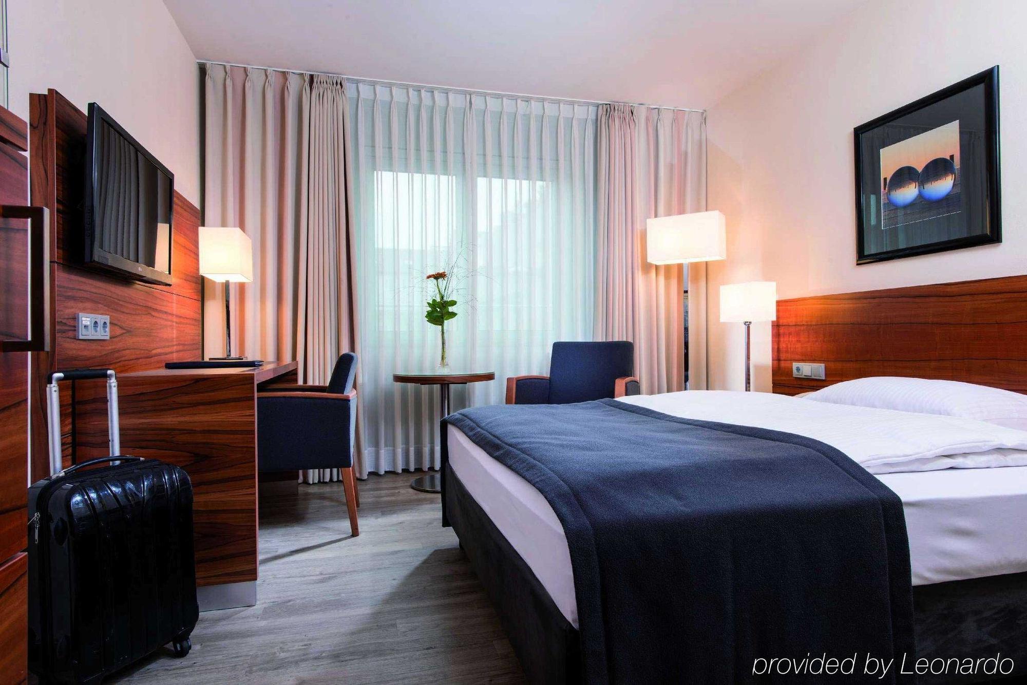 Maritim Hotel Muenchen Kültér fotó