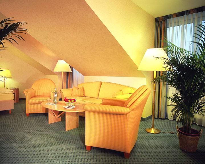 Maritim Hotel Muenchen Kültér fotó