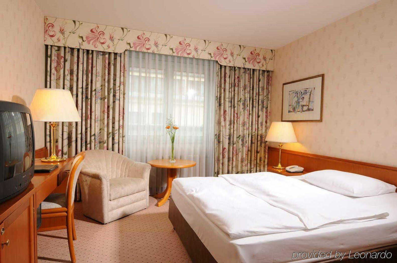 Maritim Hotel Muenchen Kültér fotó